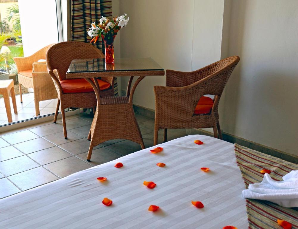 West Coast View Studios & Appartment Flic en Flac Екстер'єр фото